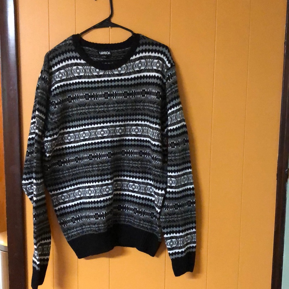 Carbon long sleeve sweater